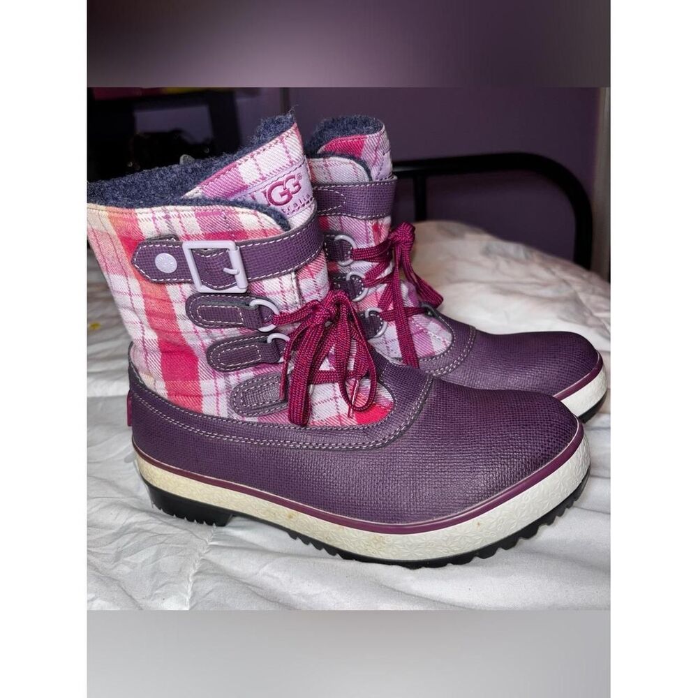 Ugg Women's Purple and Pink Boots